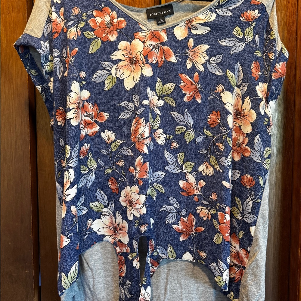 FortuneNY Floral Print Women's Short Sleeve Top
